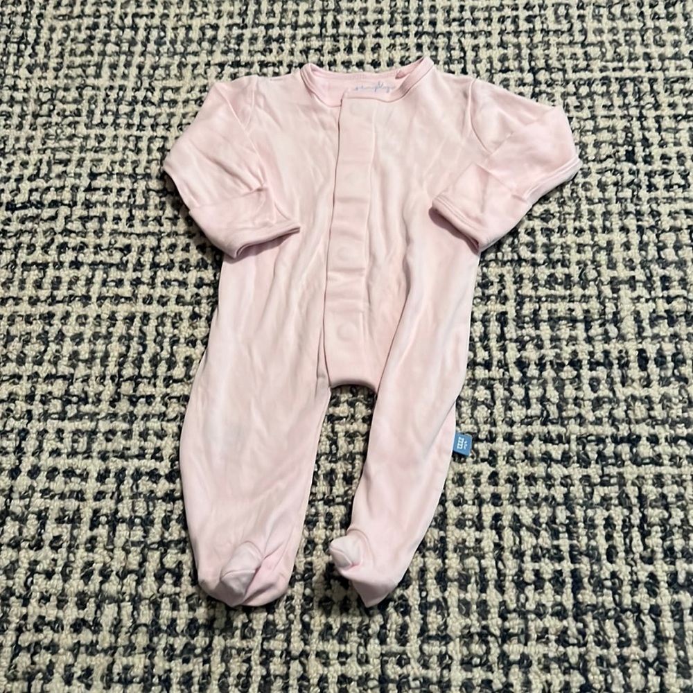 Magnetic Me Light Pink Organic 0-3M Footie - great condition!